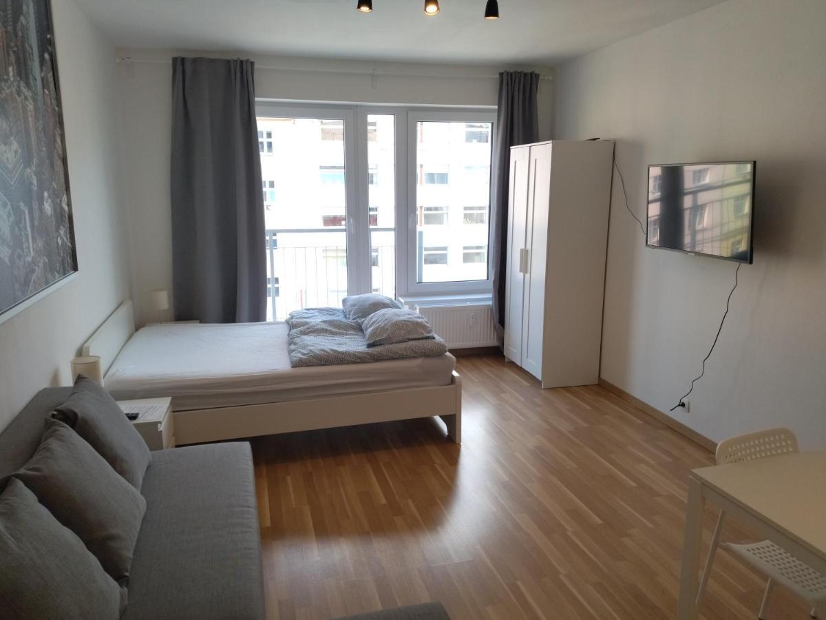 Brand New One Bedroom Apartment #54 In Brand New Building With Free Parking Prague Ngoại thất bức ảnh